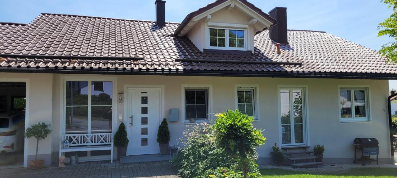 Stilvolles Apartment "Romantic" Neukirchen vorm Wald Exteriér fotografie